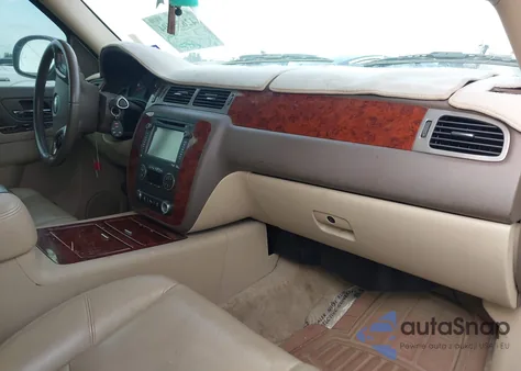 2014 Chevrolet Tahoe Ltz z USA, uszkodzony, nr VIN 1GNSCCE05ER166910